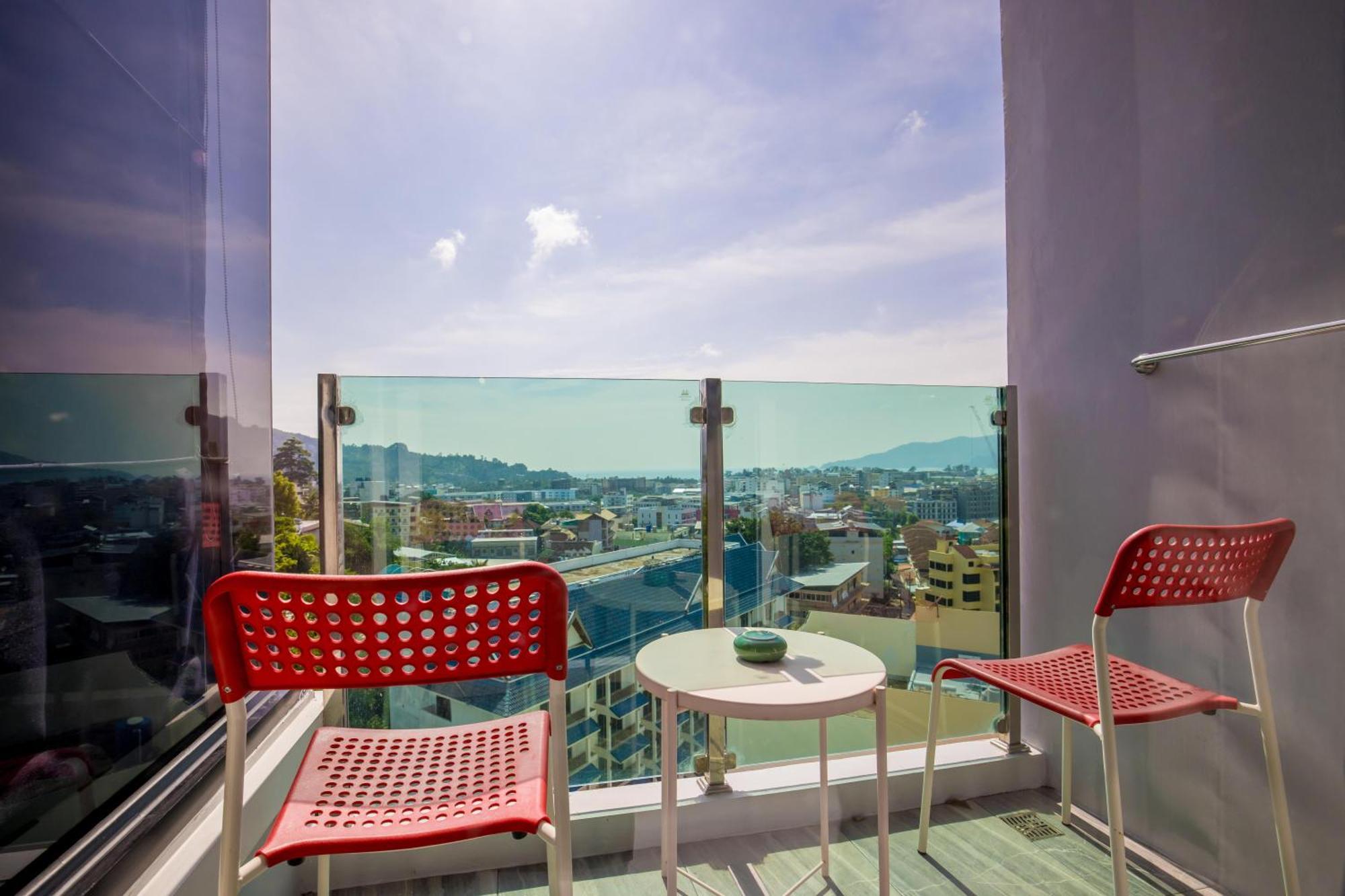 Kana Triple L Hotel Phuket普吉岛卡娜3L酒店 Patong Luaran gambar