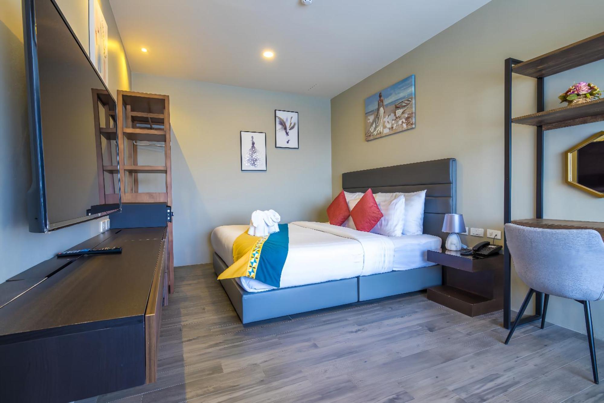 Kana Triple L Hotel Phuket普吉岛卡娜3L酒店 Patong Luaran gambar