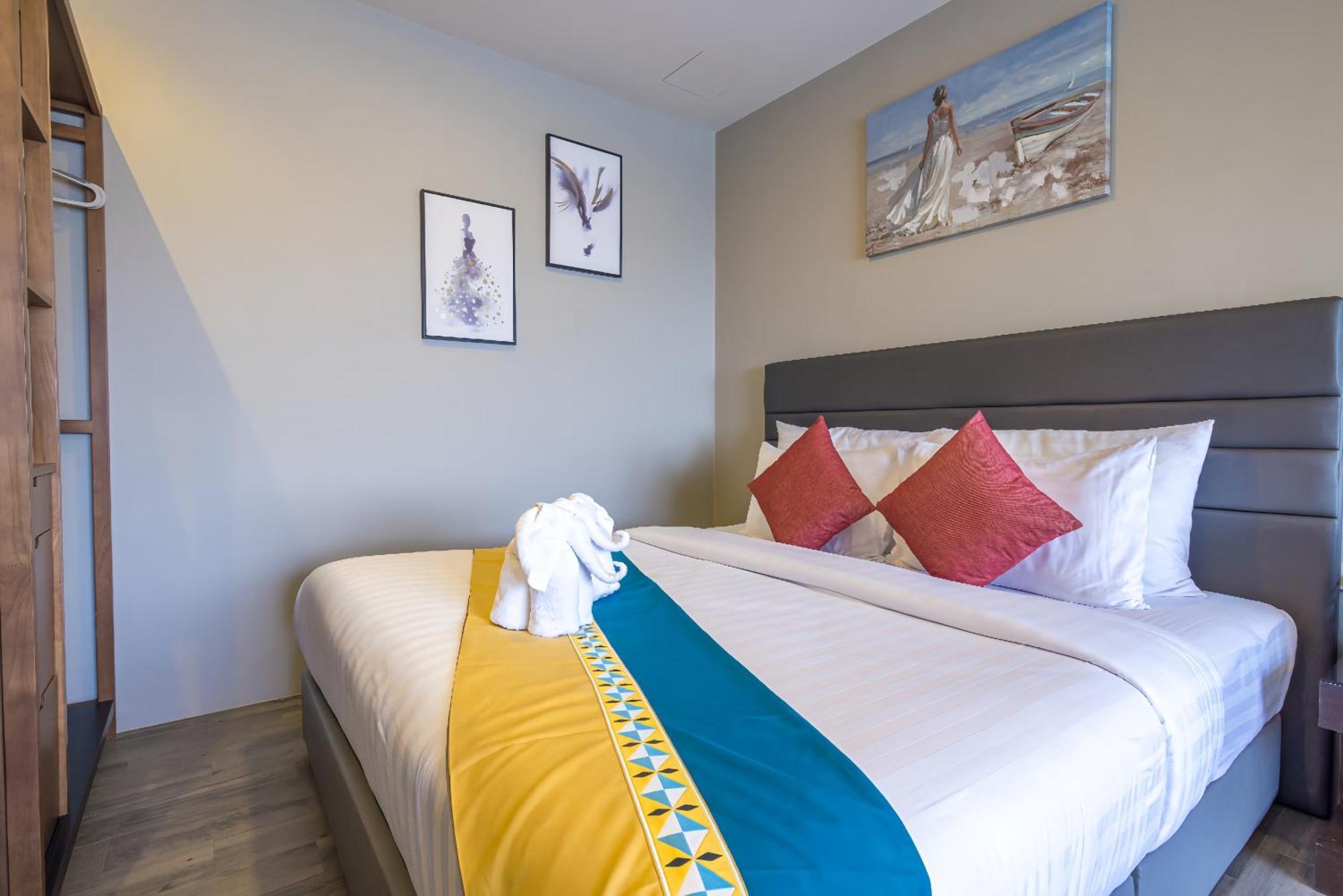 Kana Triple L Hotel Phuket普吉岛卡娜3L酒店 Patong Luaran gambar