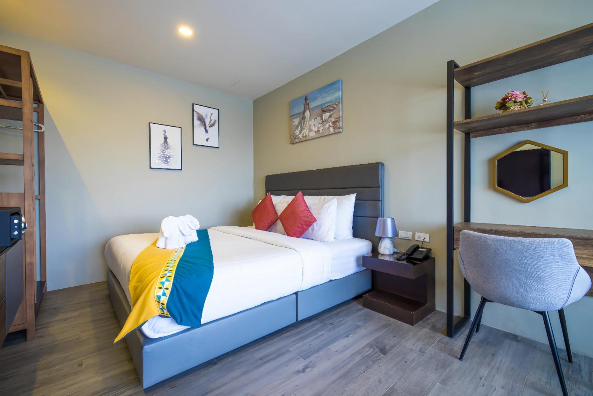 Kana Triple L Hotel Phuket普吉岛卡娜3L酒店 Patong Luaran gambar