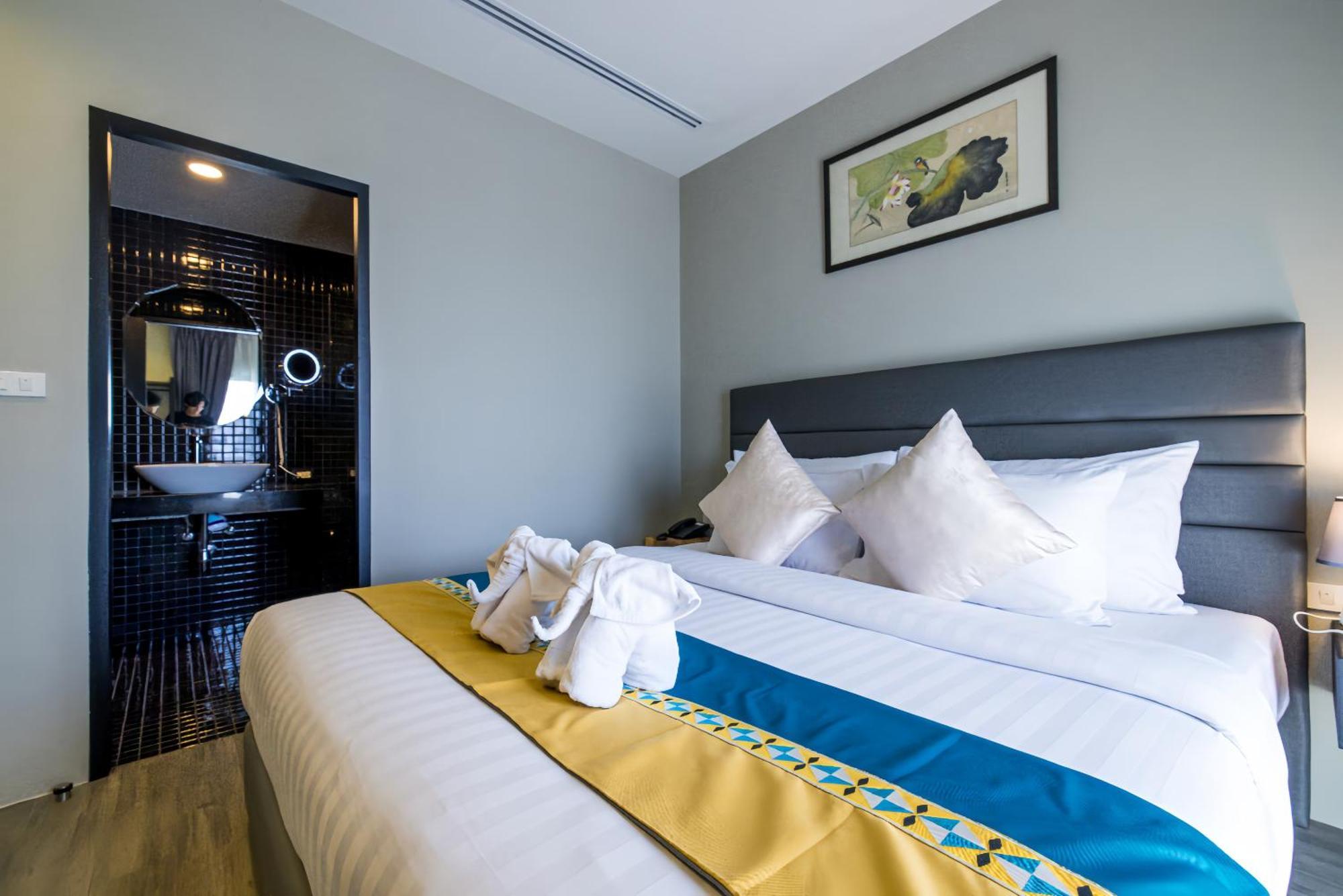 Kana Triple L Hotel Phuket普吉岛卡娜3L酒店 Patong Luaran gambar