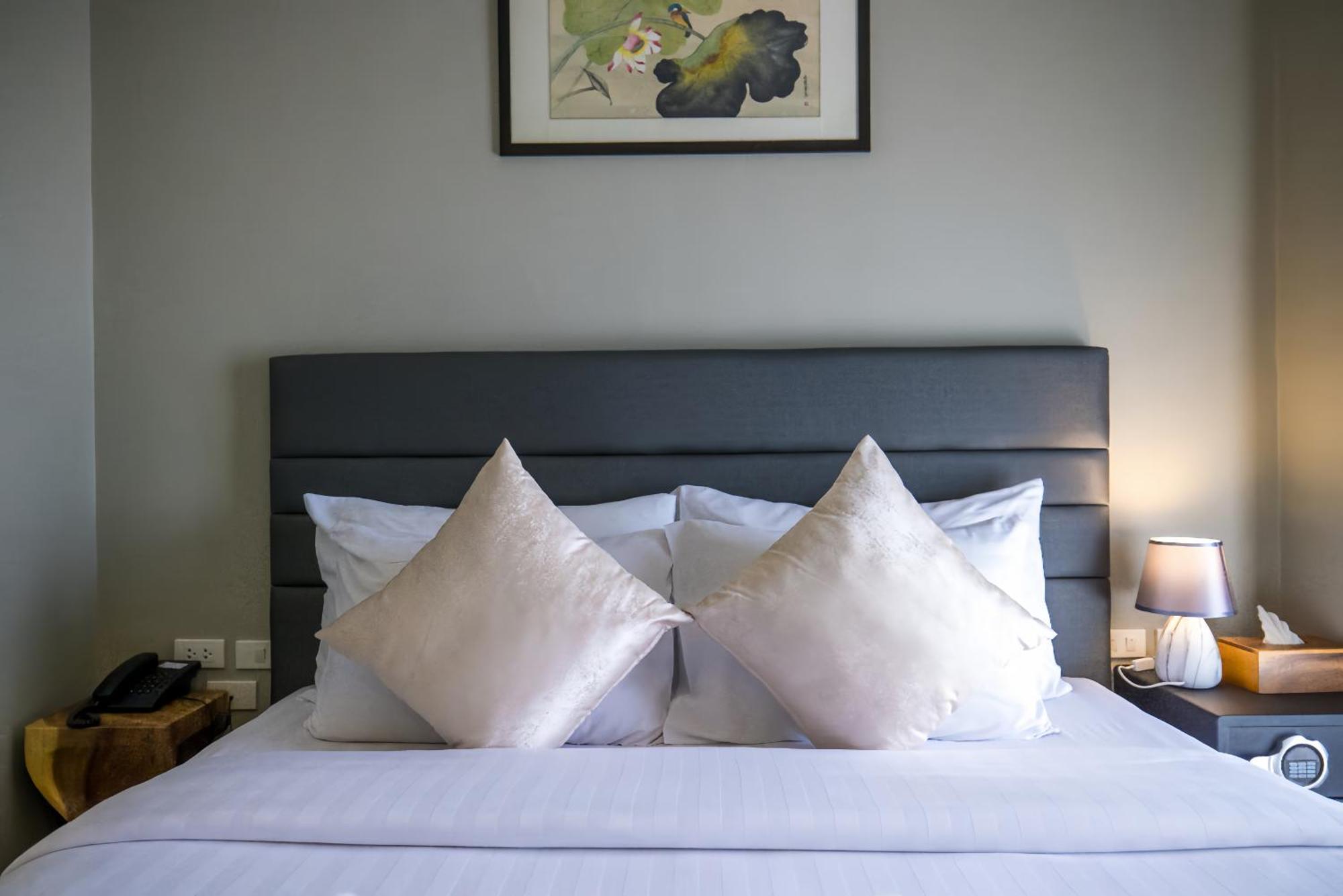 Kana Triple L Hotel Phuket普吉岛卡娜3L酒店 Patong Luaran gambar